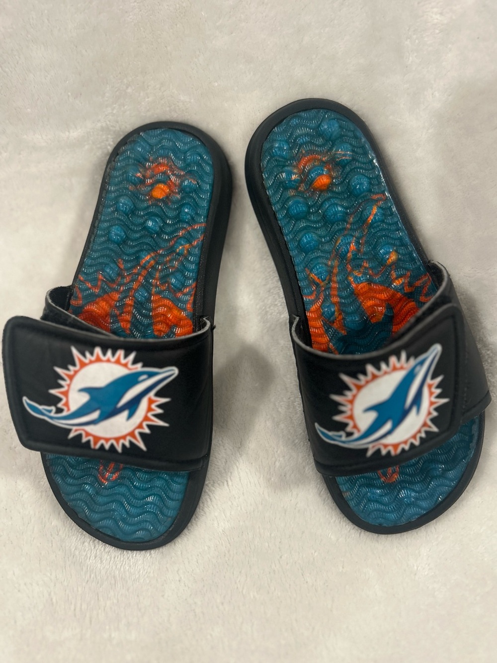 FOCO Miami Dolphins Colorblock Big Logo Gel Slide kids youth size medium 13/1